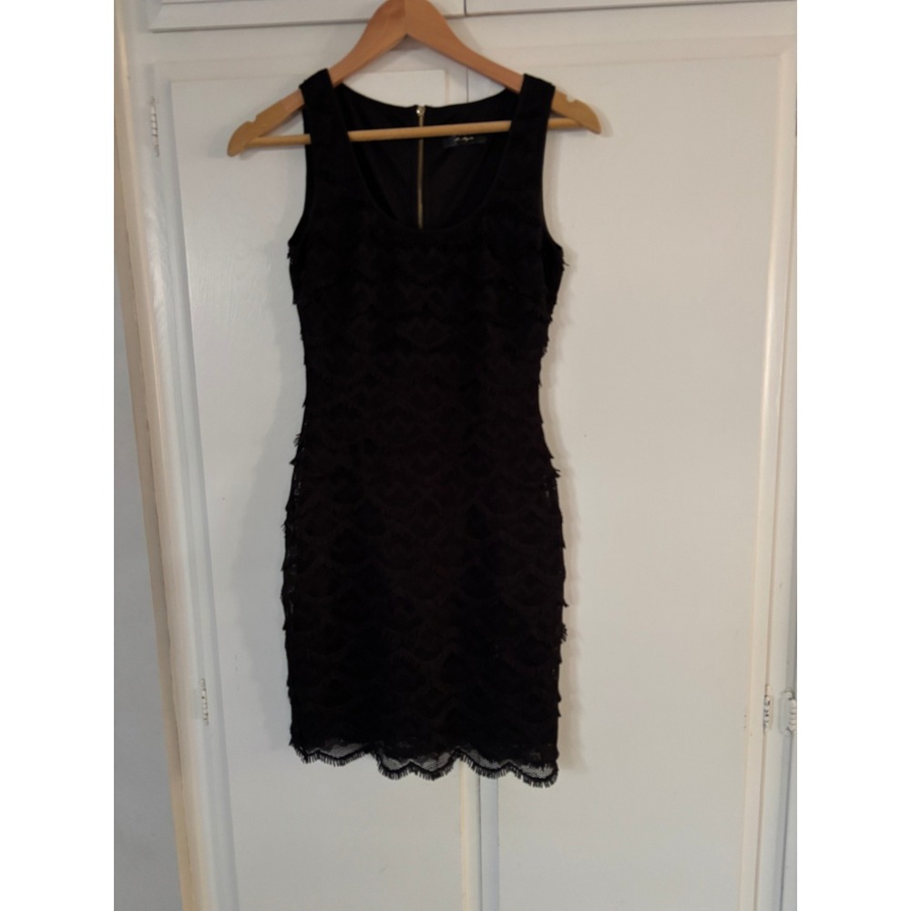 Guess Los Angeles Black Fringe Lace Bodycon Cocktail Dress Sleeveless Gold Zip
